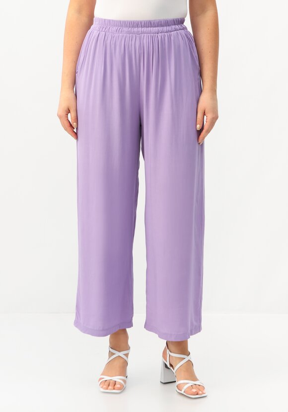 Брюки свободные на резинке по талии шир.  580, рис. 12