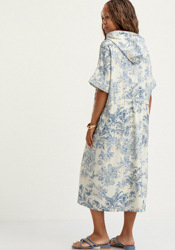 Платье изо льна с капюшоном шир.  580, рис. 11