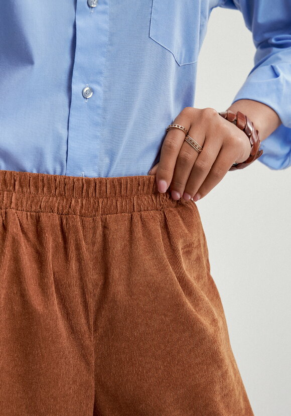 Юбка-брюки из микровельвета шир.  580, рис. 14