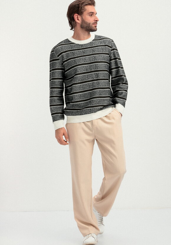 Джемпер в полоску с контрастными манжетами шир.  580, рис. 9