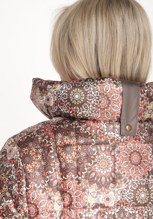 Куртка Особенный принт шир.  580, рис. 12