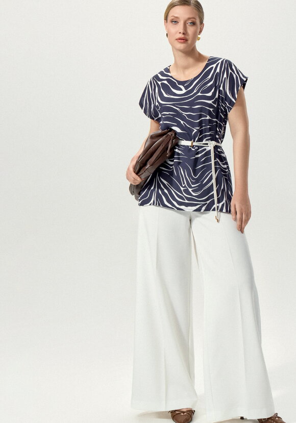 Блуза свободная с полосатым принтом шир.  580, рис. 7