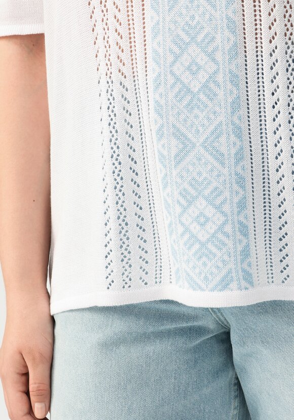 Пуловер с узором на передней полочке шир.  580, рис. 23