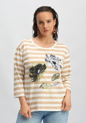 Лонгслив с цветами 3D