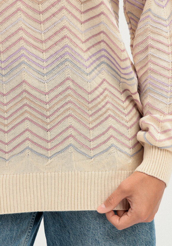 Свитер с высоким горлом и принтом зигзаг шир.  580, рис. 21