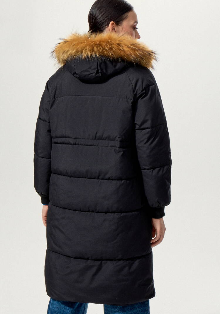 Пальто с меховой опушкой по капюшону шир.  750, рис. 19