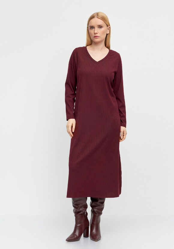 Платье с боковыми разрезами Илона шир.  580, рис. 10