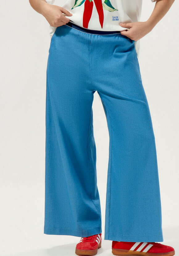 Брюки свободные с декоративной резинкой шир.  580, рис. 5