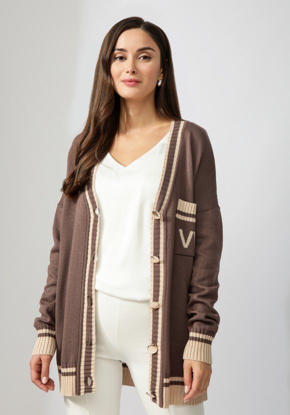 Кардиган с карманом на груди и логотипом шир.  580, рис. 8