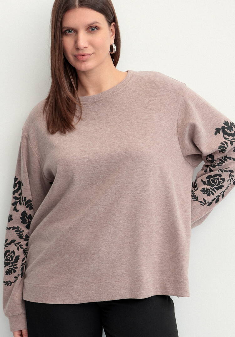 Свитшот с принтом на рукавах шир.  750, рис. 4