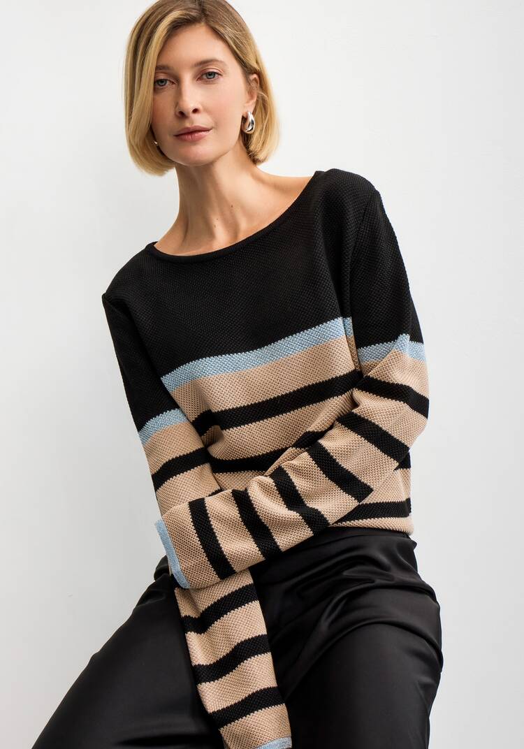 Джемпер в полоску с метанитью шир.  750, рис. 33