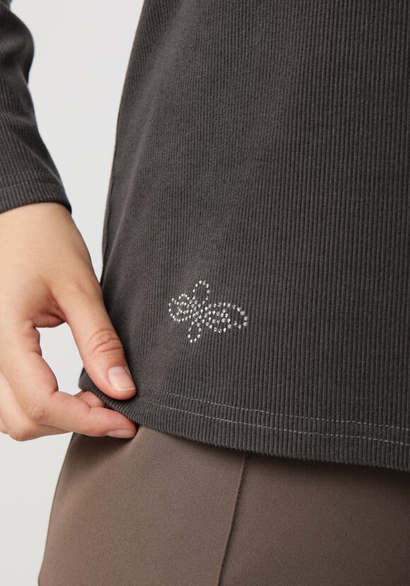 Водолазка прямого кроя шир.  580, рис. 24