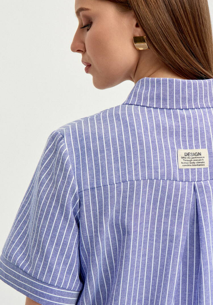 Блуза на пуговицах в вертикальную полоску шир.  750, рис. 23