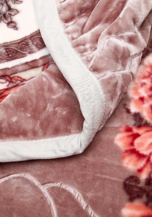 Плед-одеяло Пушистая симфония шир.  580, рис. 31