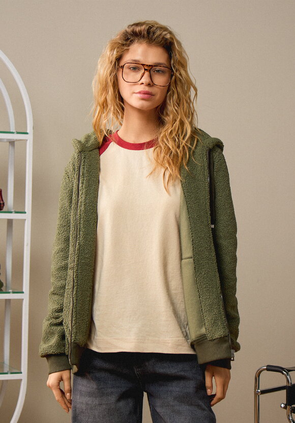 Толстовка с капюшоном Адель шир.  580, рис. 20