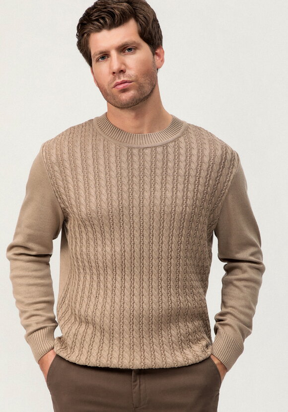 Джемпер с косами на передней полочке шир.  580, рис. 18