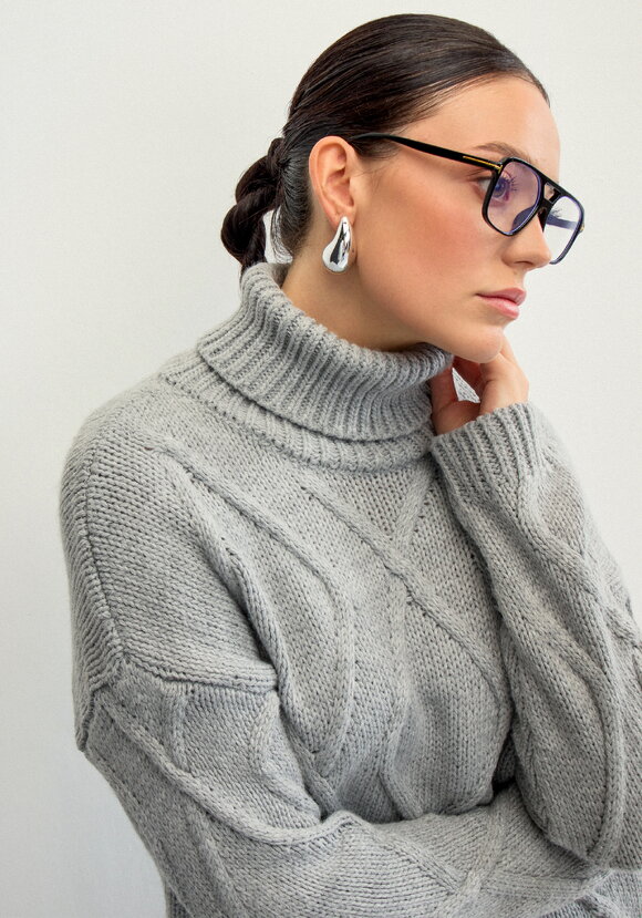 Свитер с объемными ромбами шир.  580, рис. 25