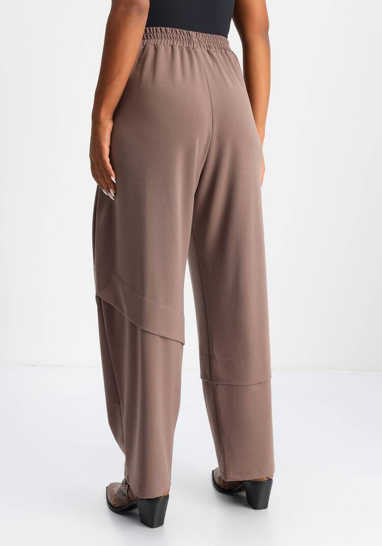 Брюки с отрезными линиями шир.  750, рис. 3