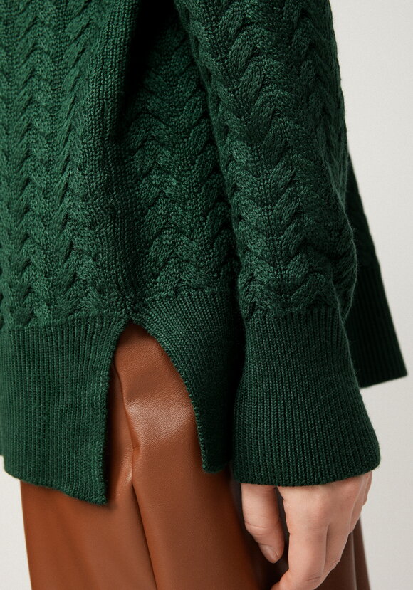 Свитер вязаный с косами и высоким горлом шир.  580, рис. 29