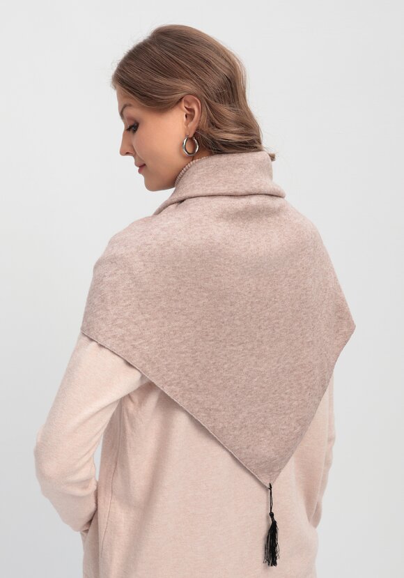 Косынка женская вязаная из ангоры шир.  580, рис. 9