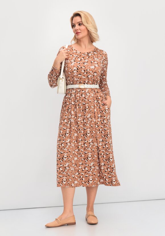 Платье с цветочным рисунком и рукавами 3/4 шир.  580, рис. 16