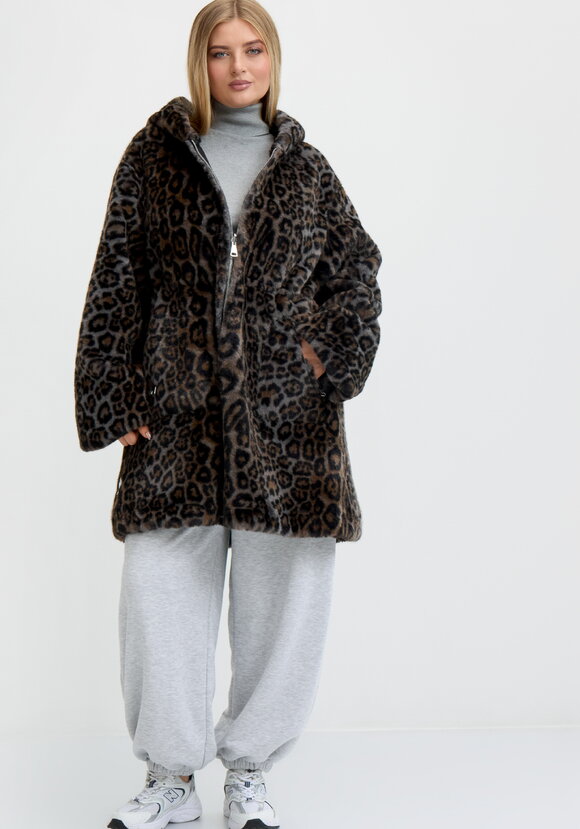 Дубленка Леопардовый шарм шир.  580, рис. 1