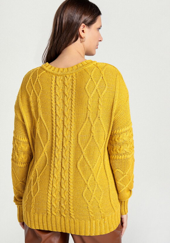 Джемпер с V-образным вырезом и косами шир.  580, рис. 16