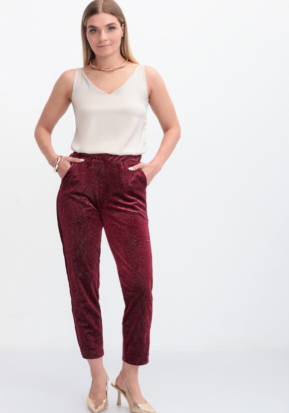 Брюки свободного кроя с защипами шир.  580, рис. 6