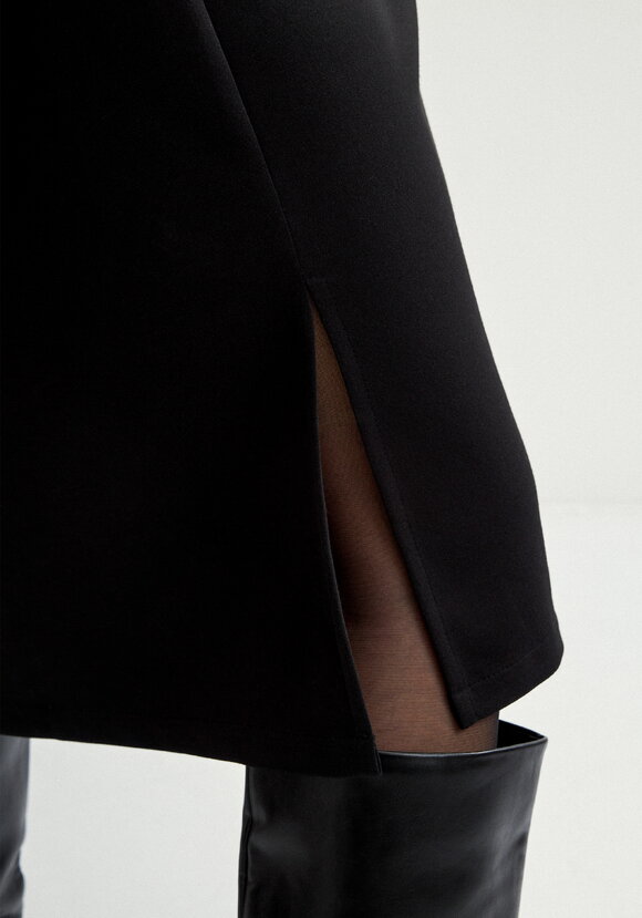 Сарафан трикотажный ,прямой с разрезами шир.  580, рис. 15