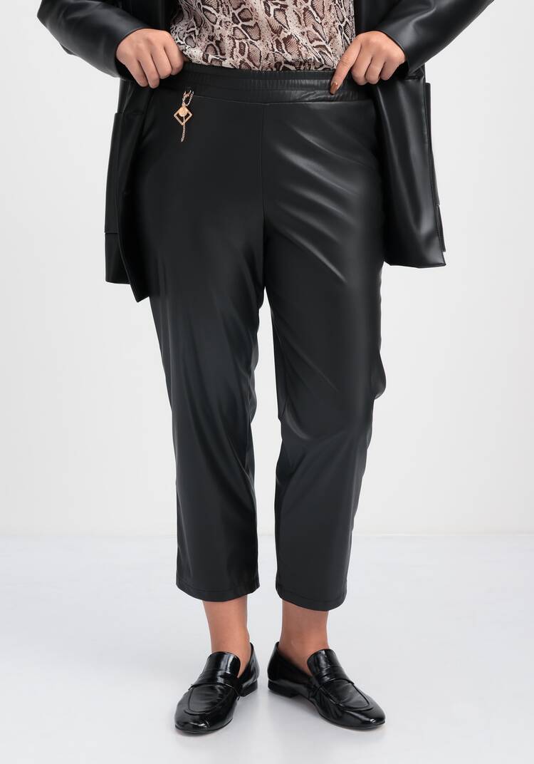 Брюки из экокожи длиной 7/8 шир.  750, рис. 7