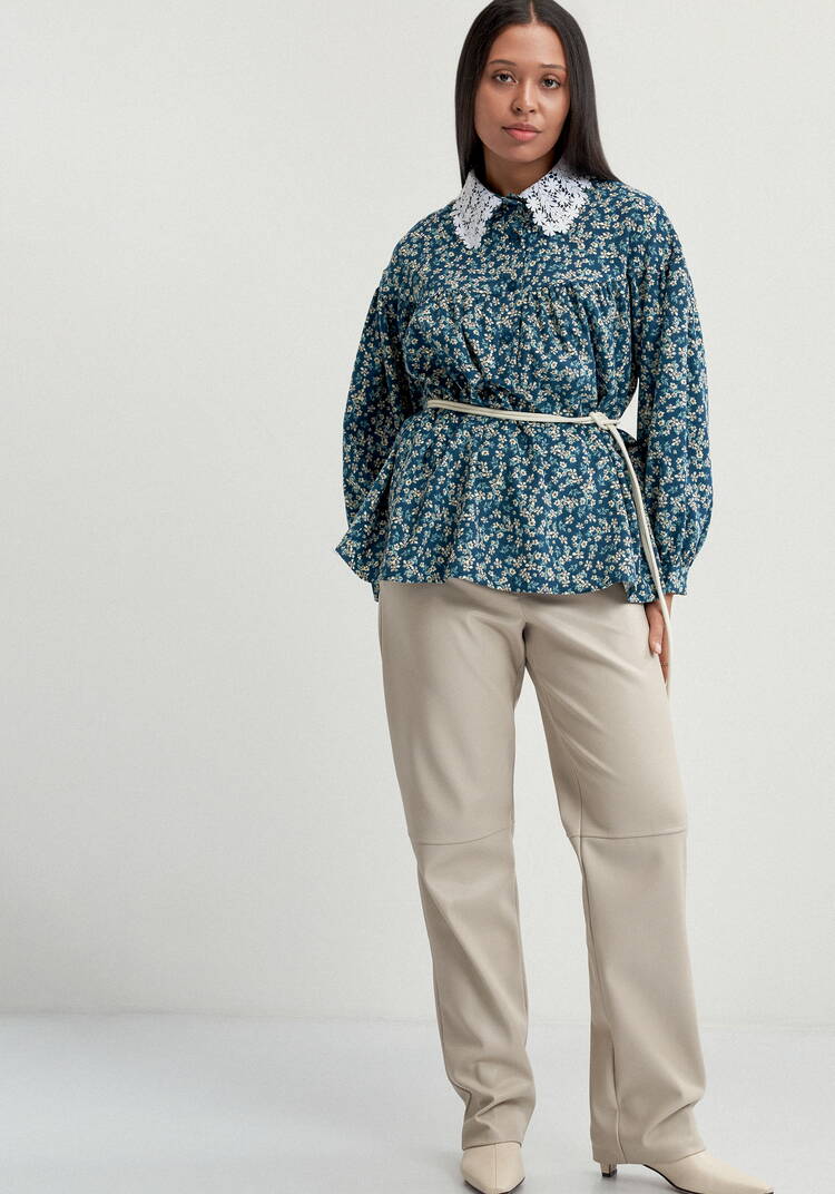 Блуза из микровельвета с ажурным воротником шир.  750, рис. 16