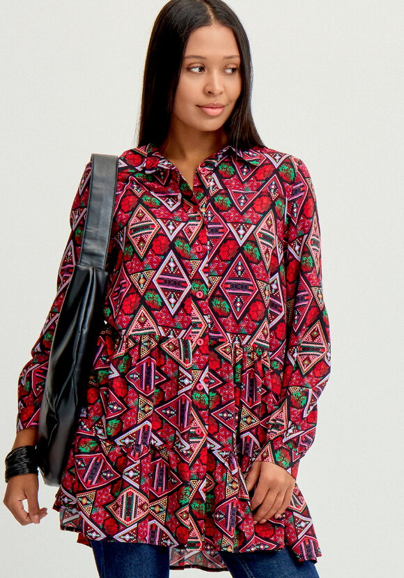 Блуза свободная с воланами по низу шир.  580, рис. 25