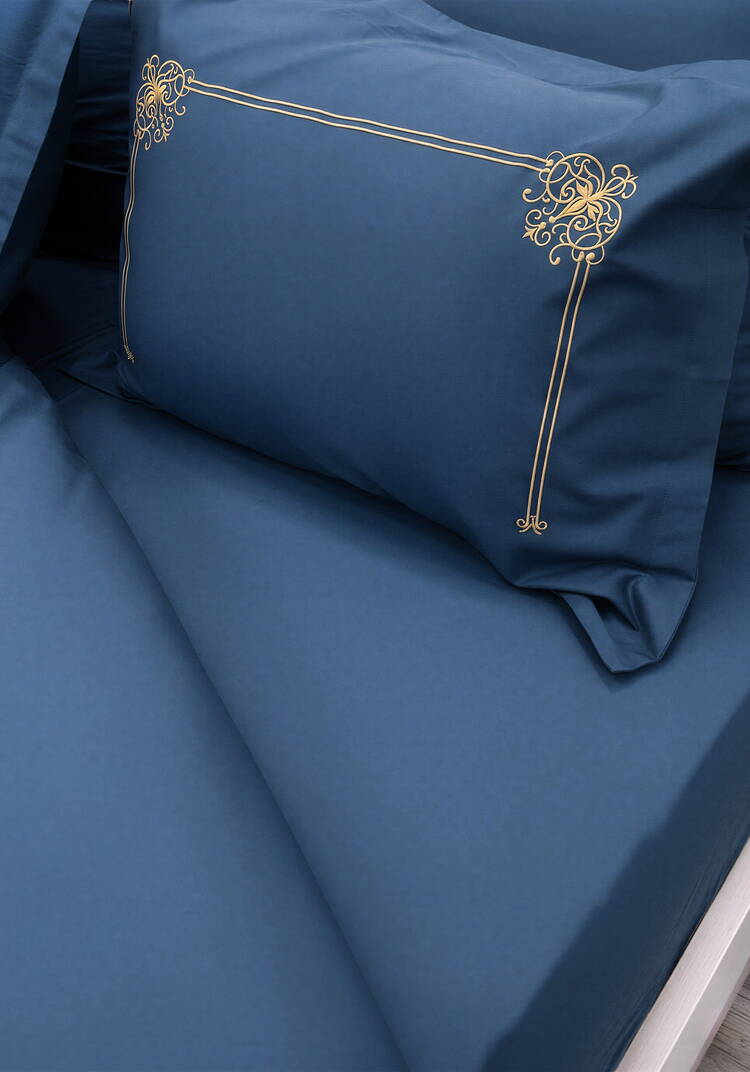 КПБ сатин с вышивкой, евро шир.  750, рис. 26