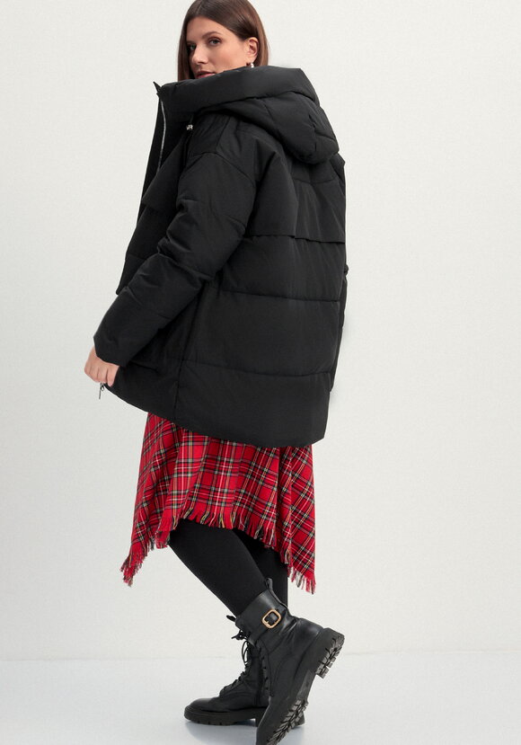 Пуховик стеганый с накладными карманами шир.  580, рис. 41