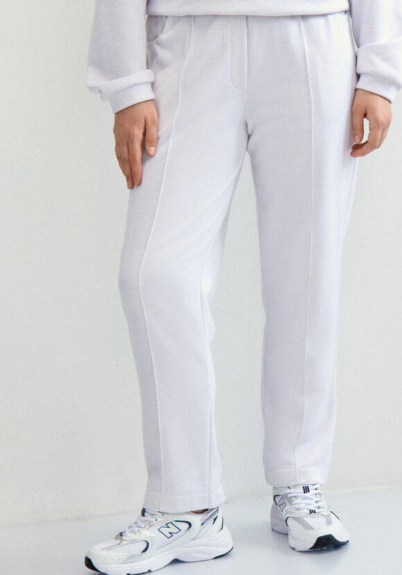 Брюки прямого кроя с имитацией стрелок шир.  580, рис. 2