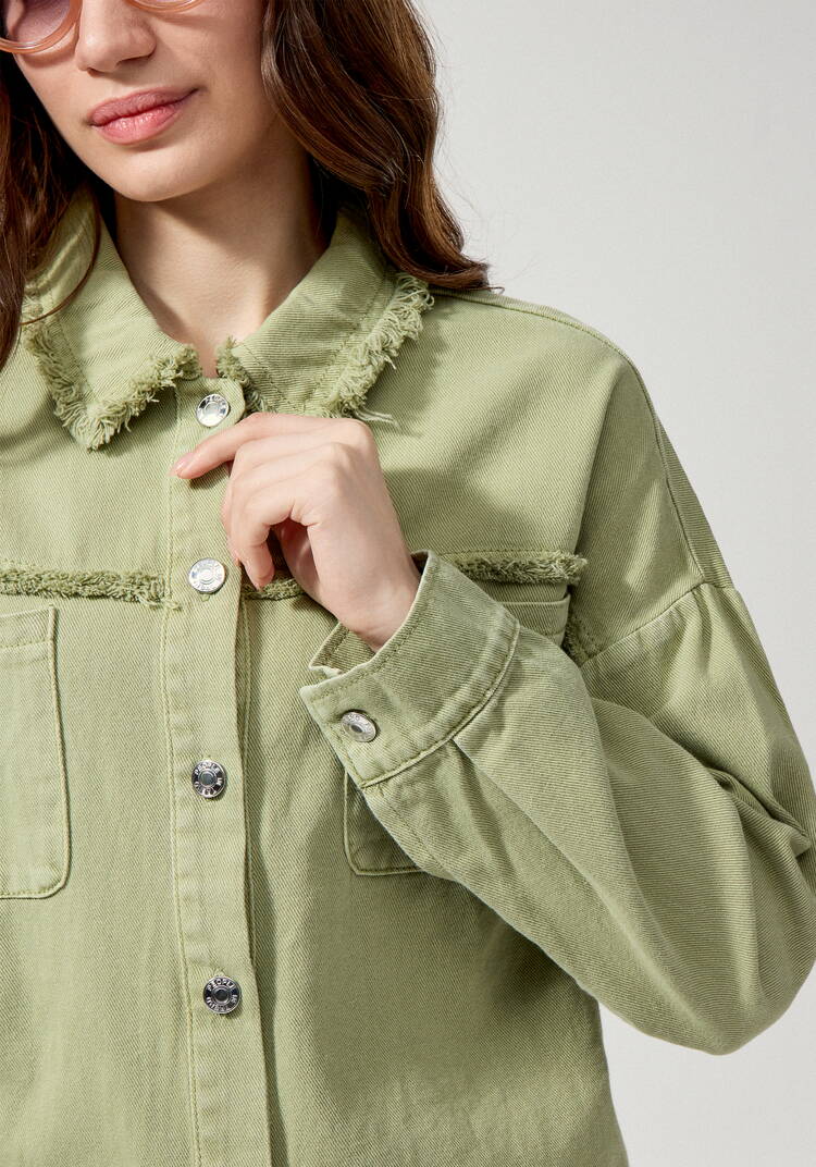 Джинсовая куртка с бахромой по краям шир.  750, рис. 21