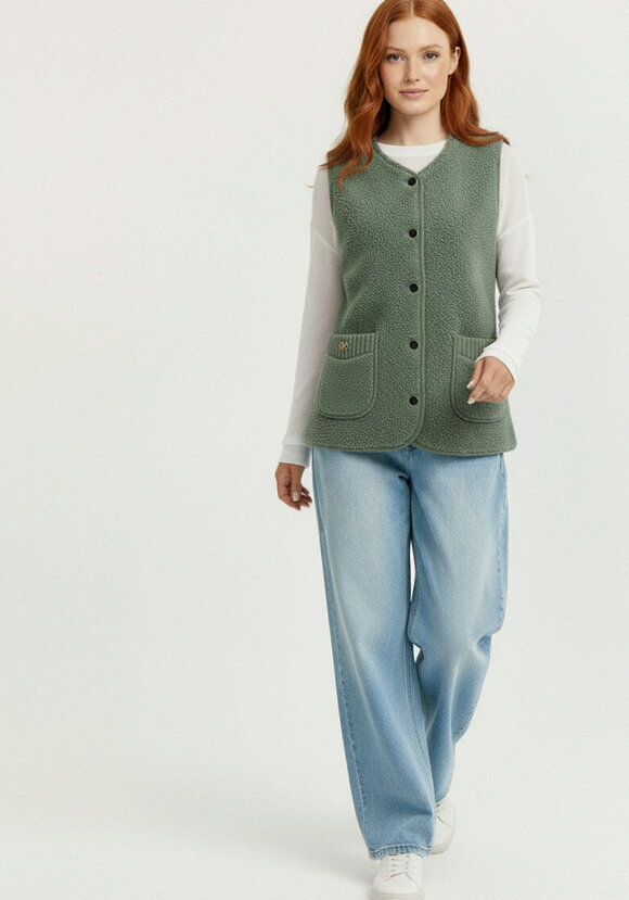 Жилет удлинённый из искусственного меха шир.  580, рис. 17