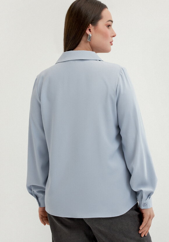 Блуза с отложным воротником с пуговицами шир.  580, рис. 28