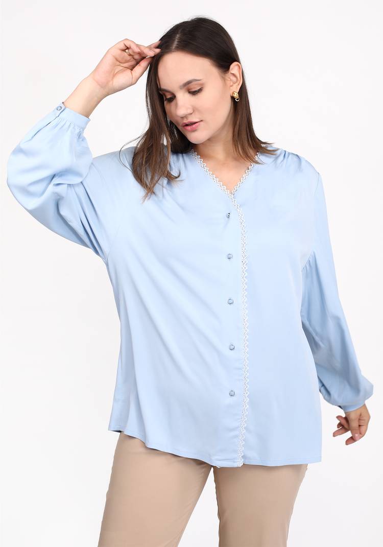 Блуза с V-образным вырезом и кружевом шир.  750, рис. 9