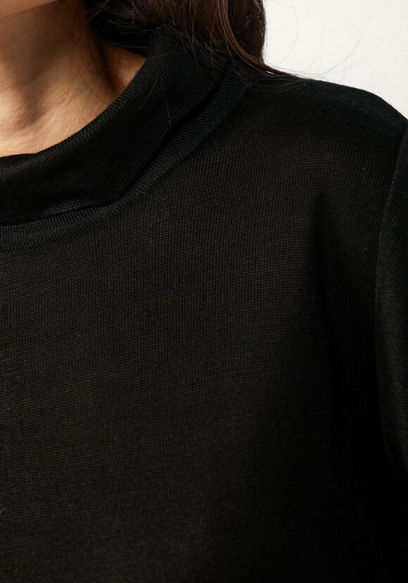 Водолазка удлиненная с воротником хомут шир.  580, рис. 5