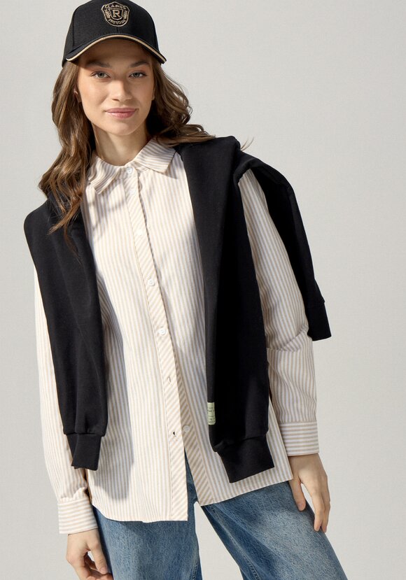 Рубашка в полоску с боковым лампасом шир.  580, рис. 14