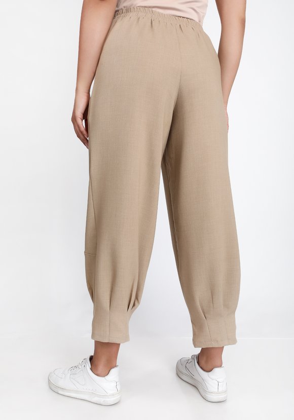 Брюки с защипами по низу шир.  580, рис. 6