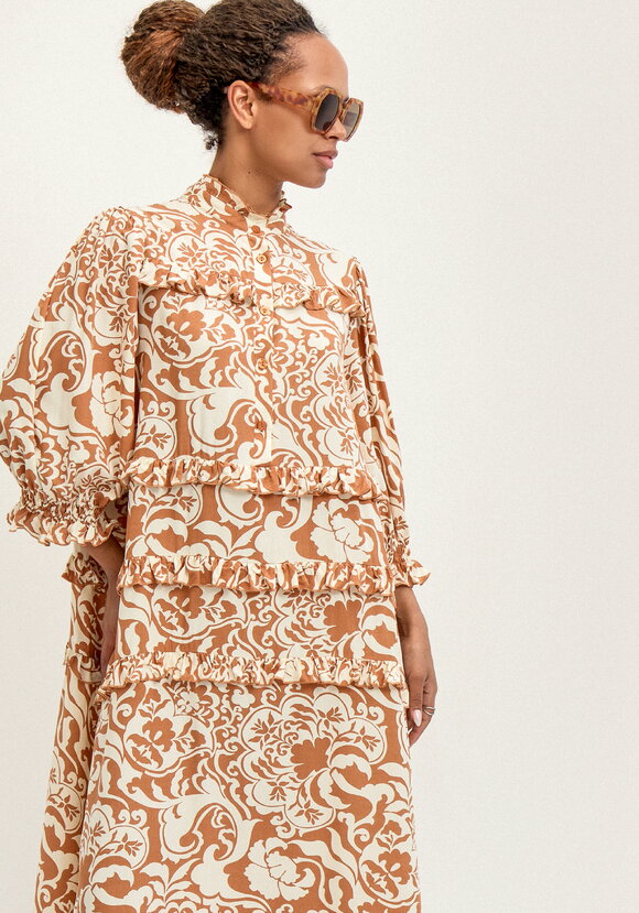 Платье с ярусами и обьёмным рукавом шир.  580, рис. 2