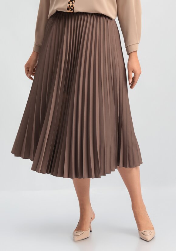 Юбка свободного кроя плиссированная шир.  580, рис. 17