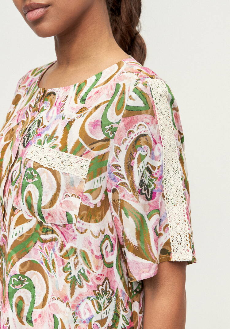 Блуза с лампасом из кружева по рукаву шир.  750, рис. 6