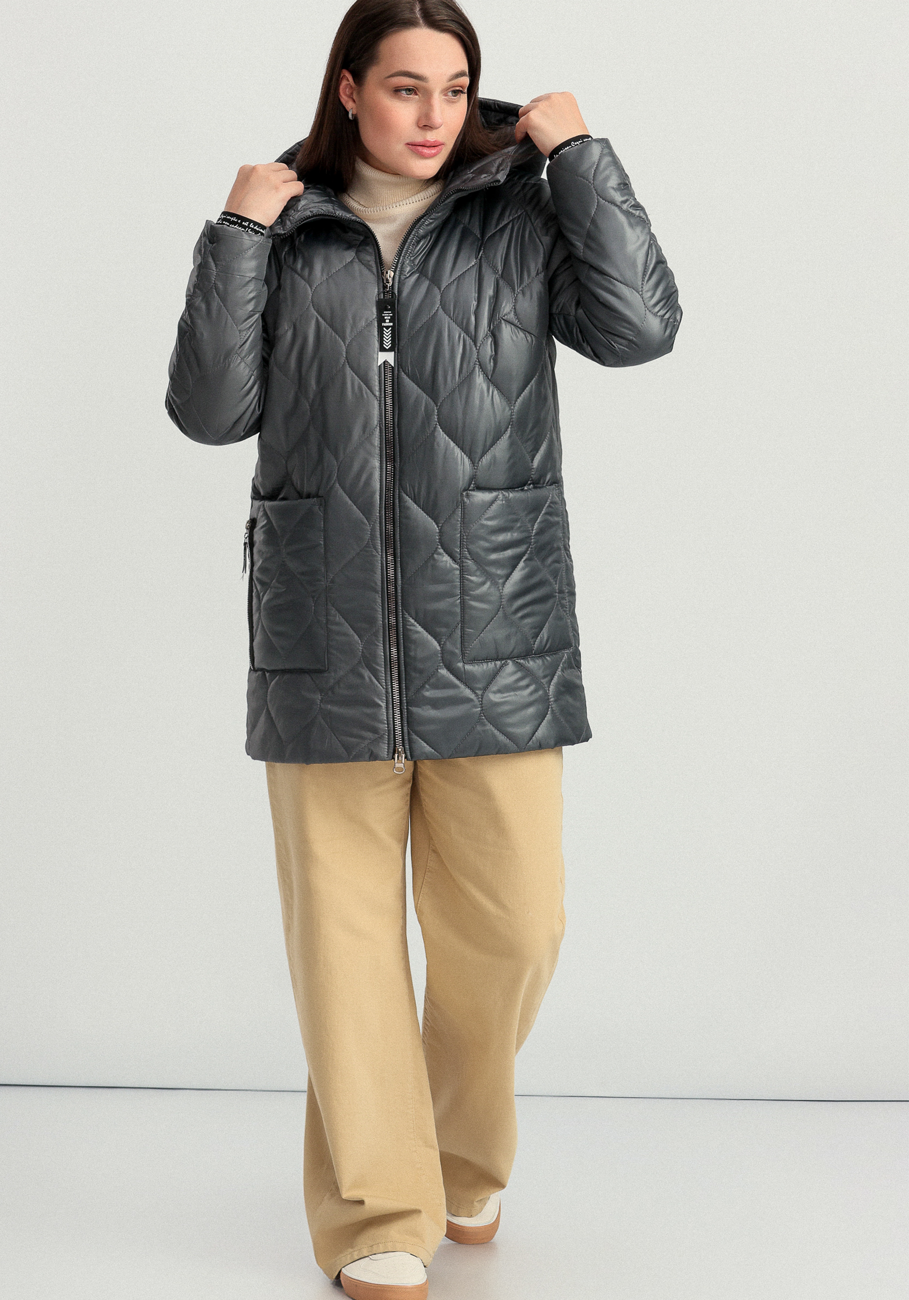 Куртка на молнии с капюшоном "Милана"