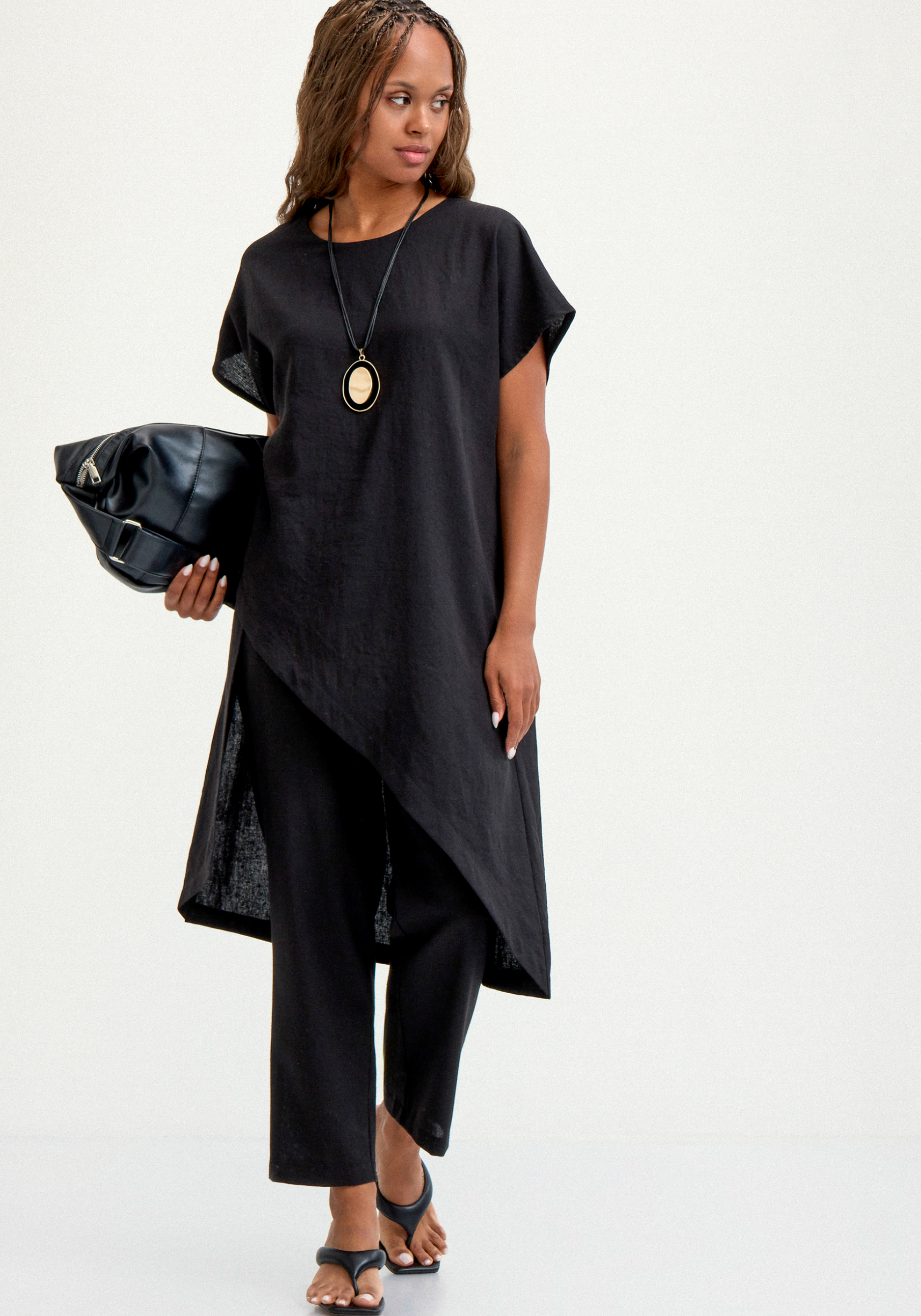 Туника из льна с ассиметричным кроем 1499₽