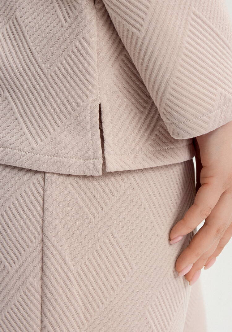 Кардиган на молнии с фактурным принтом шир.  750, рис. 6