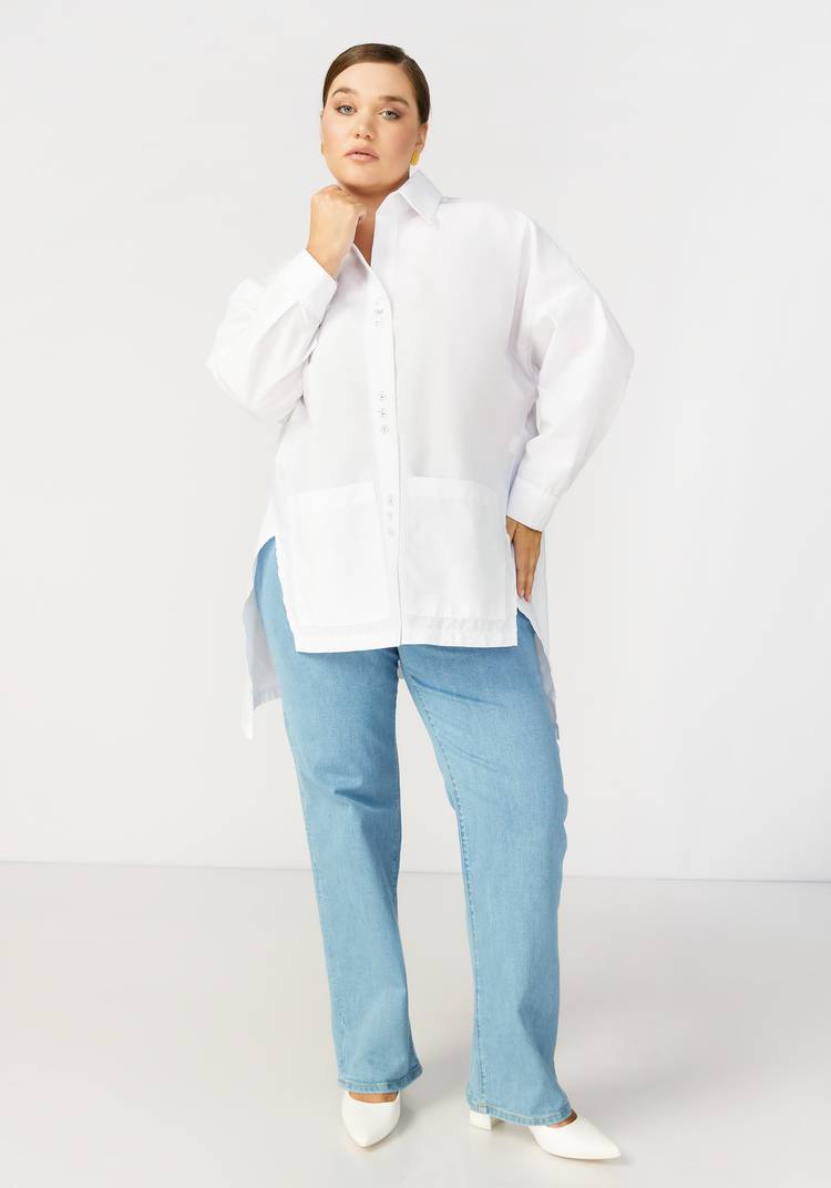 Рубашка с разрезами. Белый медицинский халат на пуговицах. Белый халат на пуговицах. Блузка с разрезом сзади. Рубашка с разрезом.