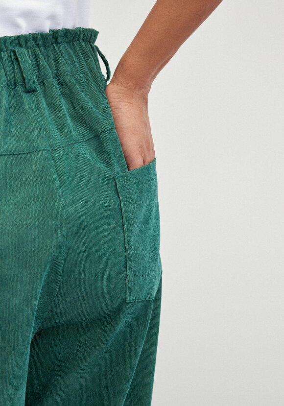 Брюки вельветовые широкие на резинке шир.  580, рис. 14